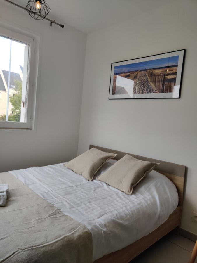 D-Day Goodcaen Apartment Bagian luar foto